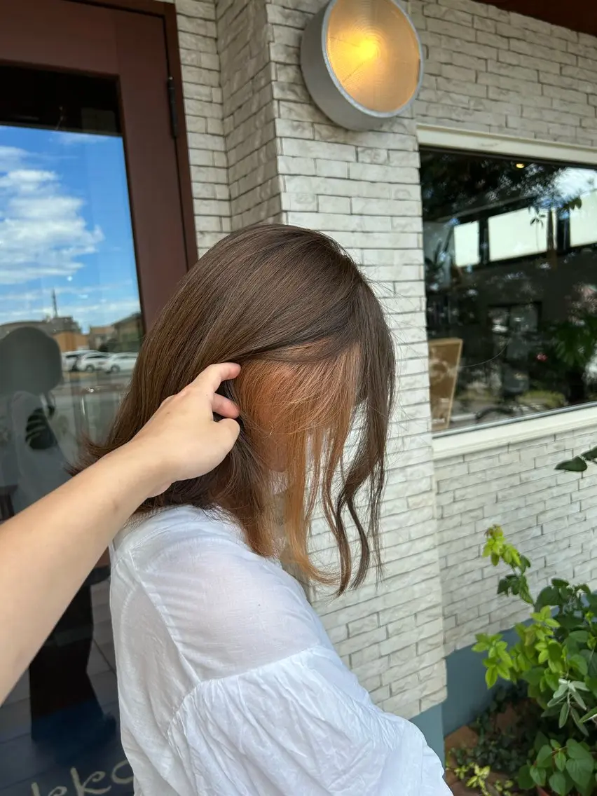 カラー 橋本 愛唯のヘアスタイル