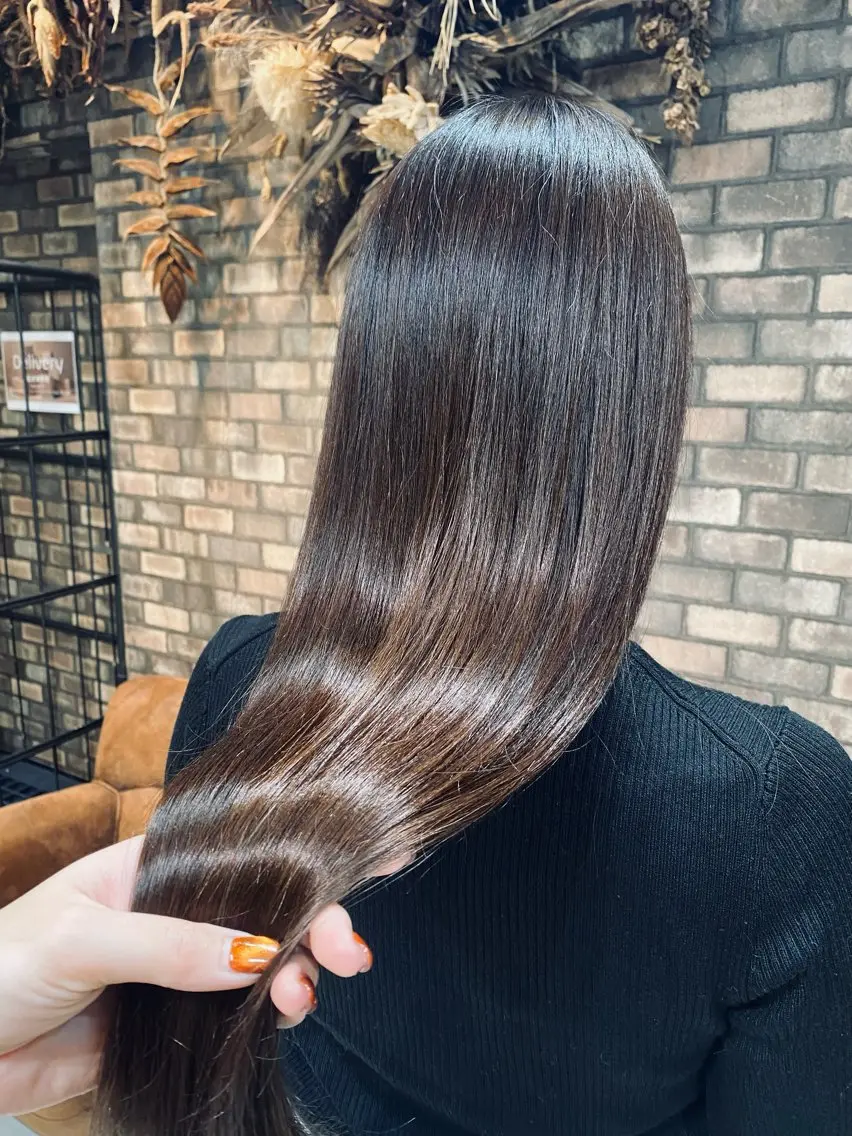 ロング カラー ヘアアレンジ バレイヤージュ ブリーチ ケアブリーチ ダブルカラー イヤリングカラー カット ヘアカラー トリートメント .・.艶髪ヘアケア サカモト.・.のヘアスタイル