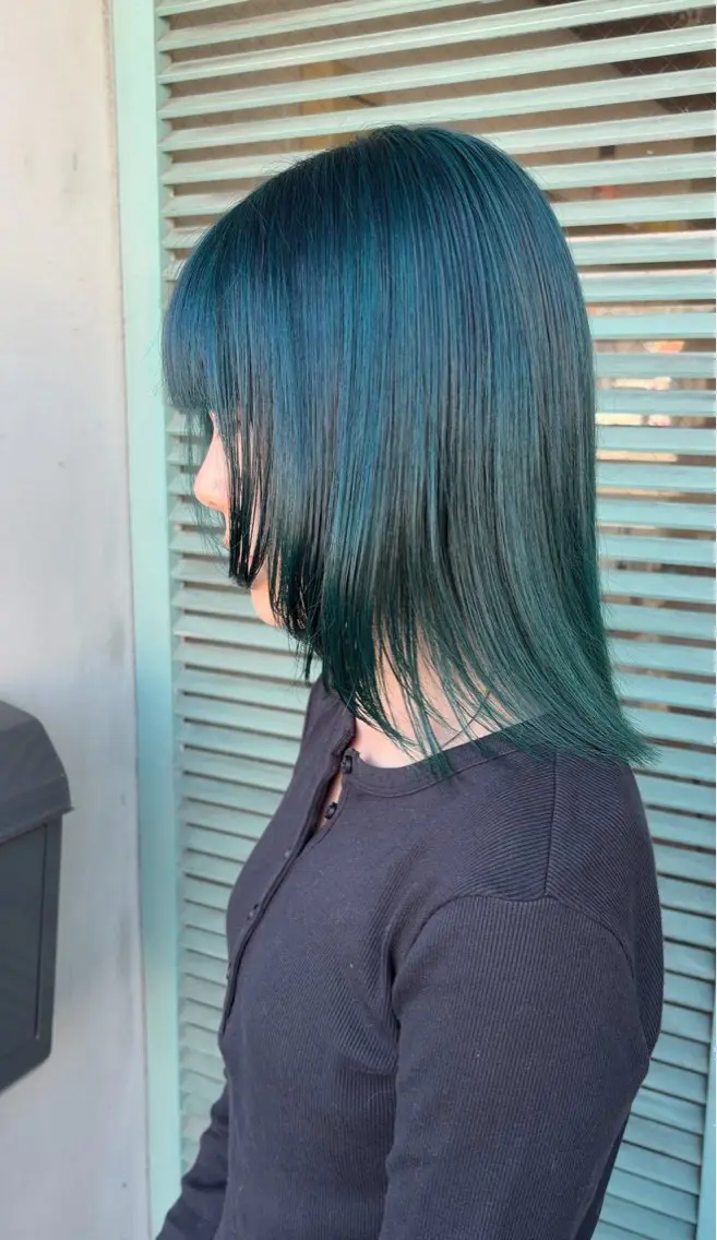 カラー 石江 奈琉のヘアスタイル