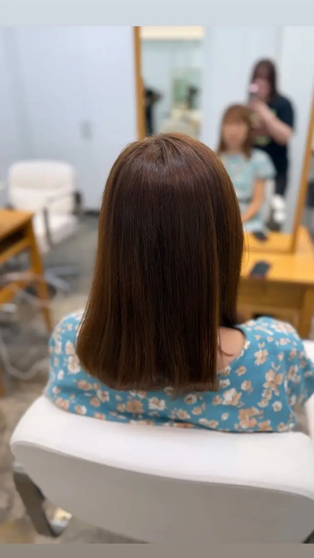 セミロング ヘアカラー 透明感カラー🫧 manaのヘアスタイル