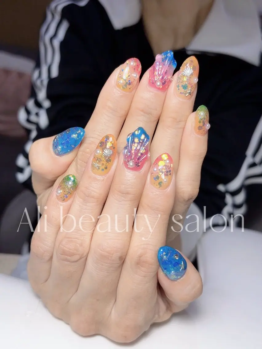 ネイル アートネイル グラデーション ラメ(グリッター) Ali 新小岩 ネイル専門のネイルデザイン
