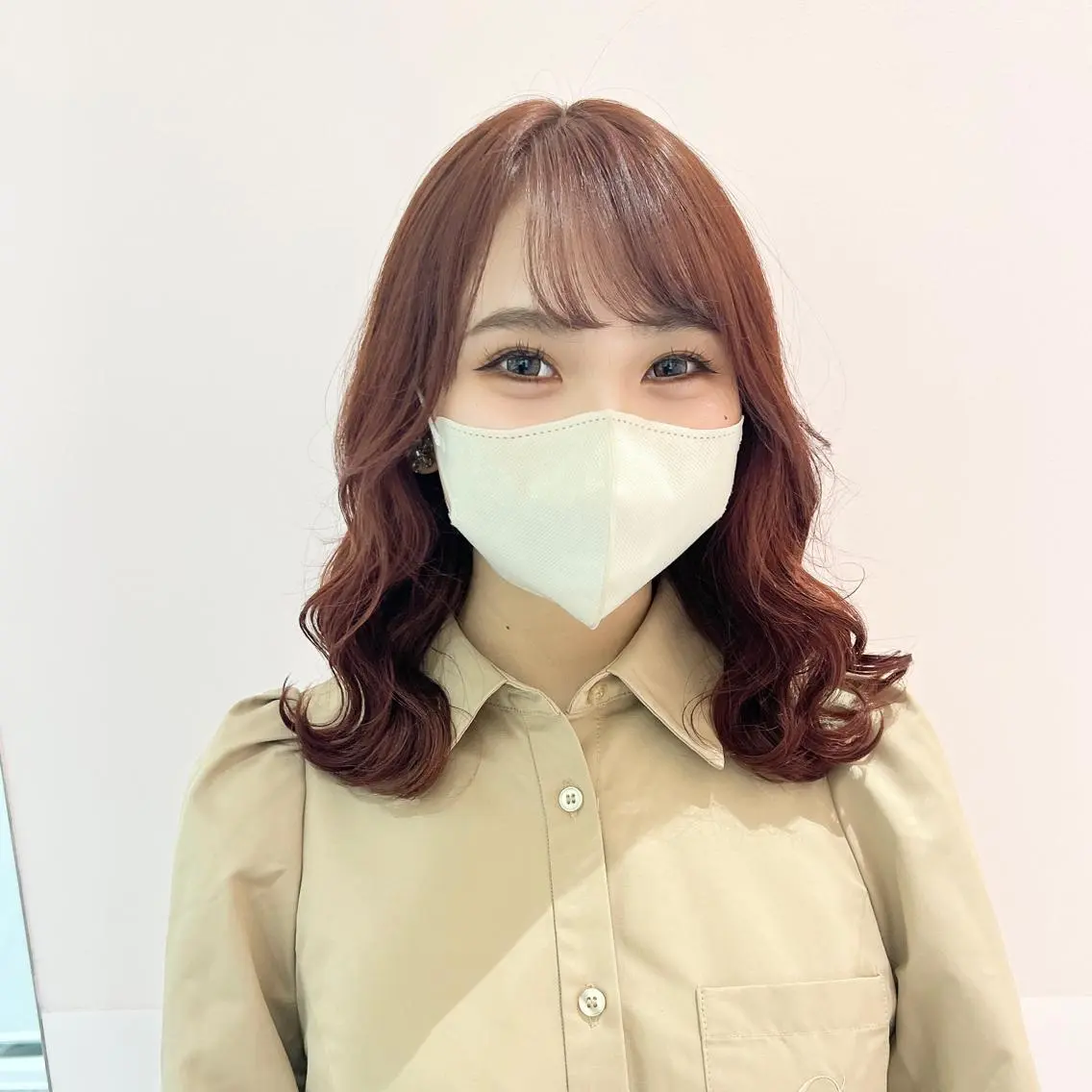ミディアム カラー カット ヘアカラー 🩵ブリーチカラー MIORI🩵のヘアスタイル