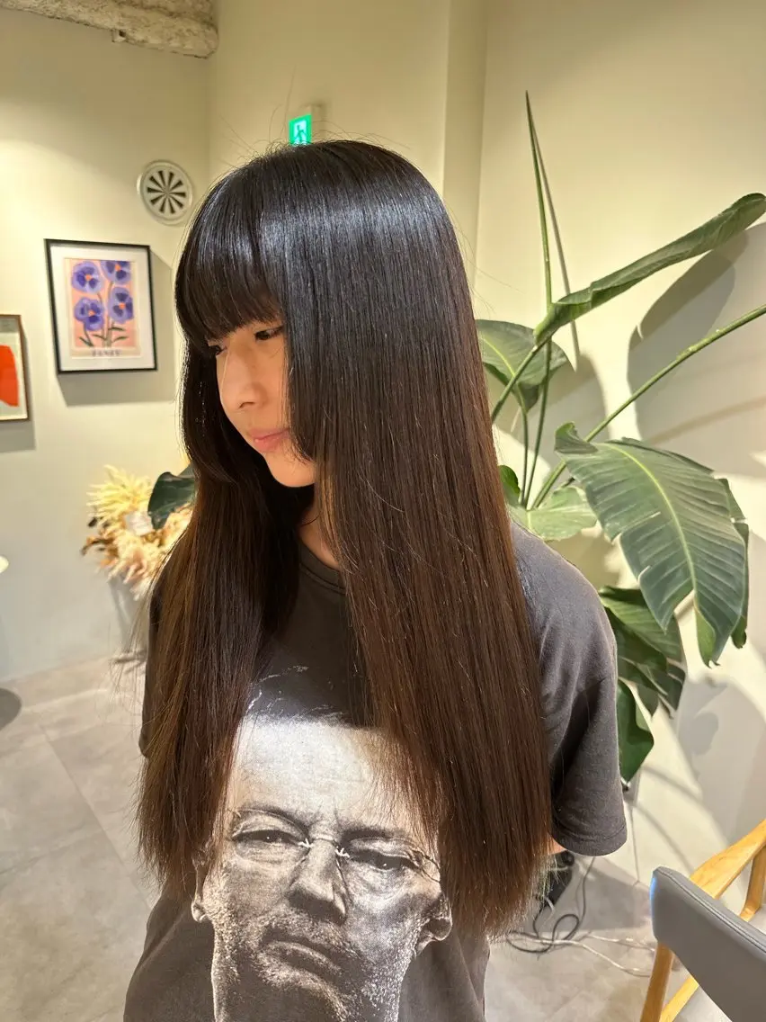 ロング 縮毛矯正 HANAME 原宿美容室のヘアスタイル
