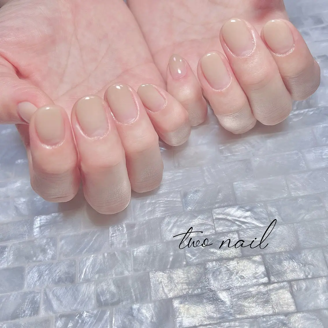 ネイル ネイルチップ ホワイト ハンドネイル two nailのネイルデザイン