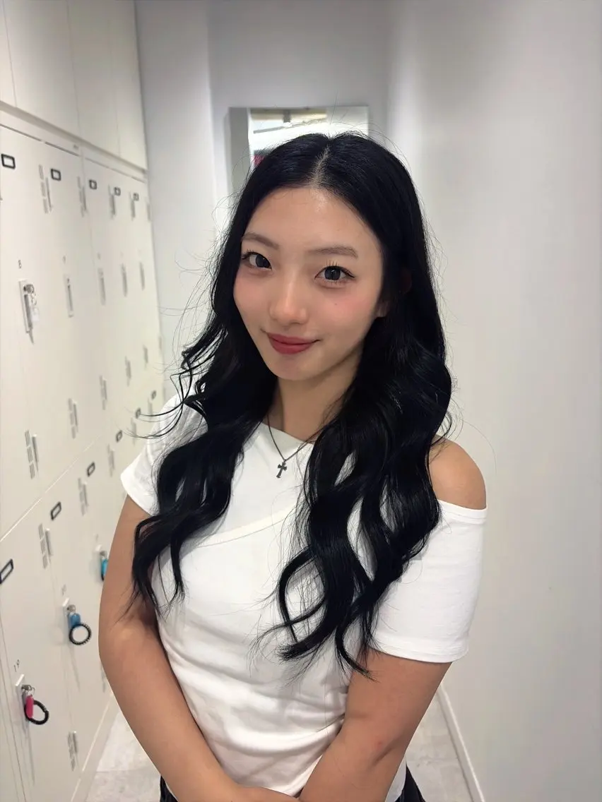 ロング カラー ヘアカラー トリートメント 💗透明感カラー🫧 Ruka🎀のヘアスタイル