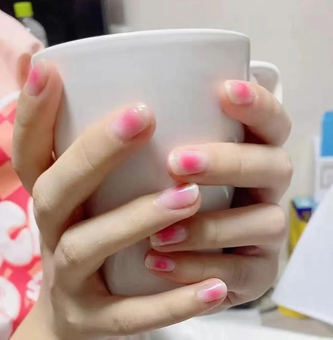 ネイル ハンドネイル MoonNail ユリ🌸のネイルデザイン