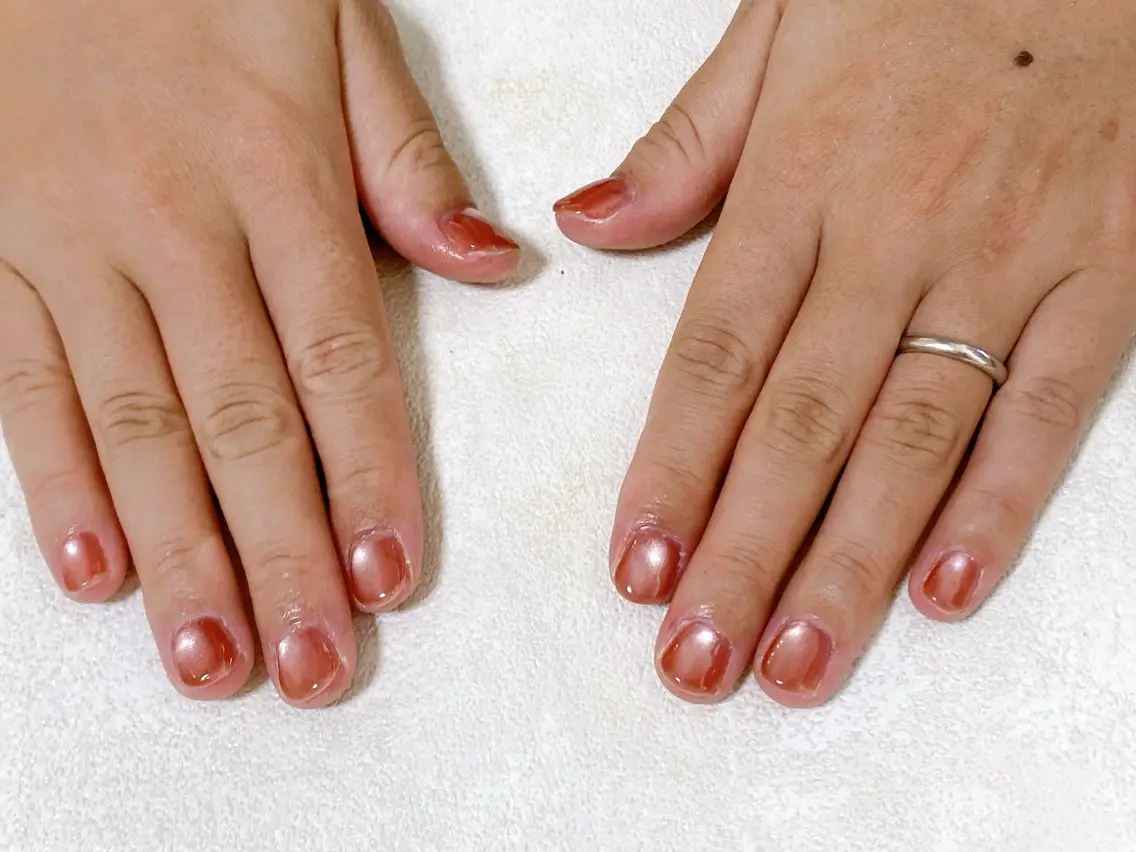 ネイル オーロラネイル フットネイル フレンチネイル ジェルネイル マグネットネイル ハンドネイル mogunail &blowのネイルデザイン