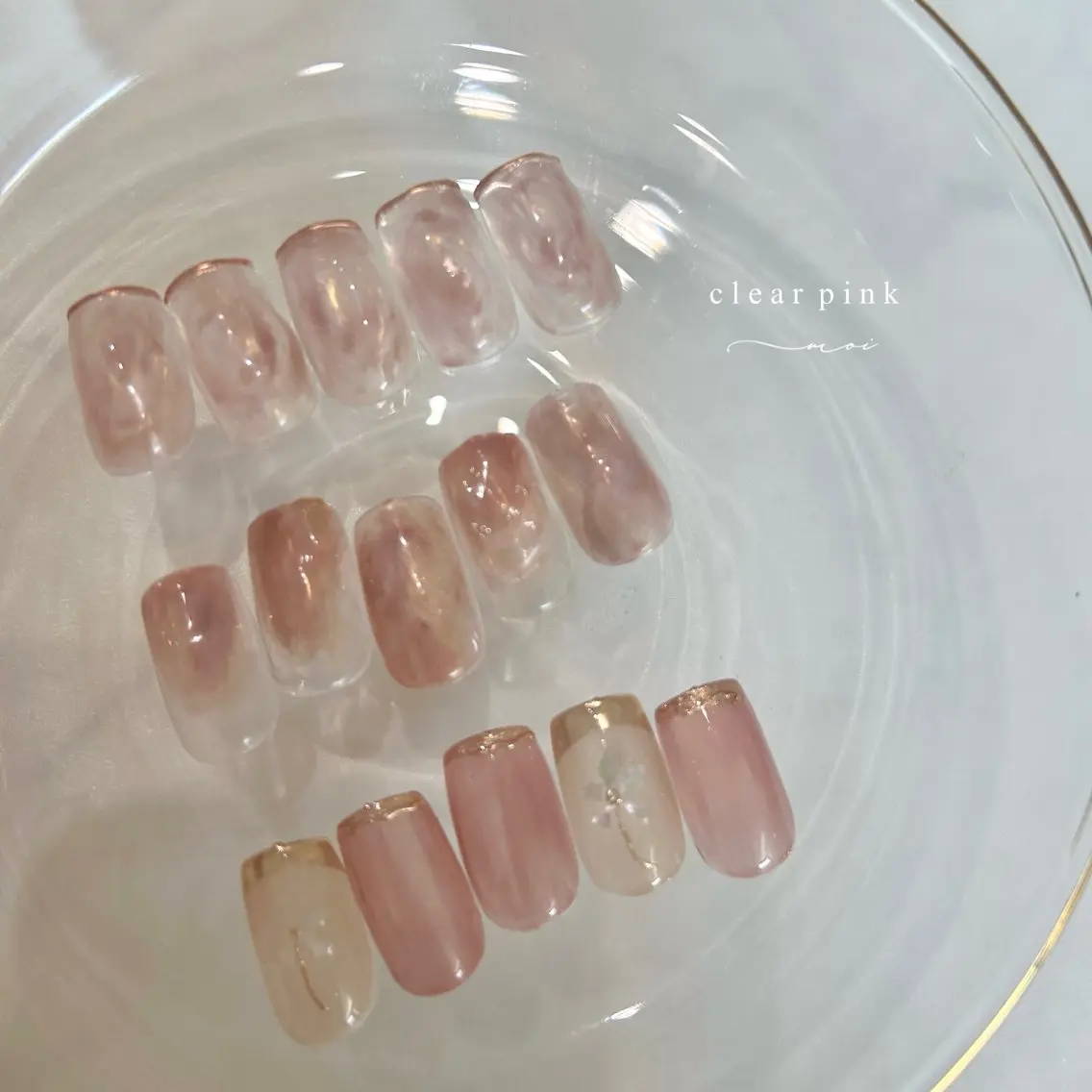 ネイル アートネイル オーロラネイル ミラーネイル ハンドネイル nail salon moiのネイルデザイン