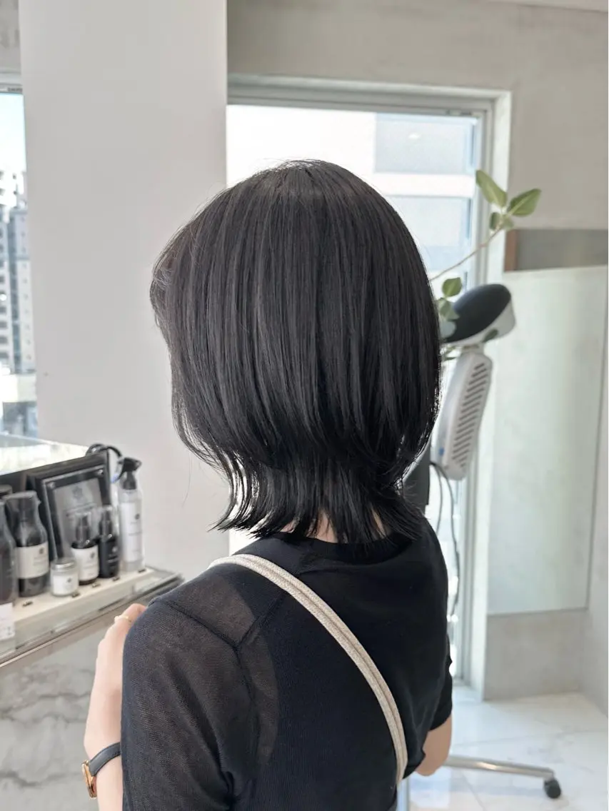 ミディアム カット トリートメント ヘッドスパ ヘアセット 透明感モテ艶髪カラー Gallicaイリサのヘアスタイル