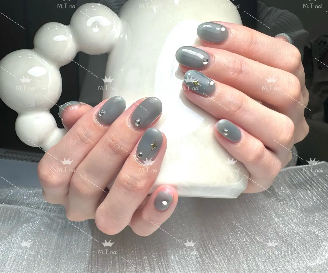 ネイル M.T nailのネイルデザイン
