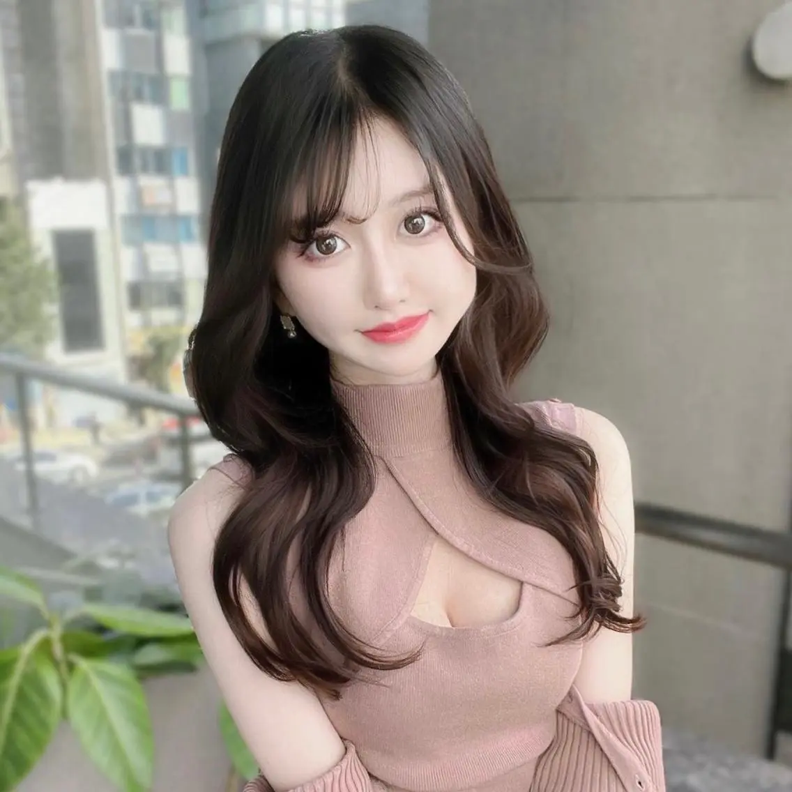 セミロング カラー パーマ ヘアアレンジ 結婚式・ブライダル アッシュ ベージュカラー 黒髪 ブリーチ 韓国ヘア×2way 🇰🇷和知拓郎のヘアスタイル