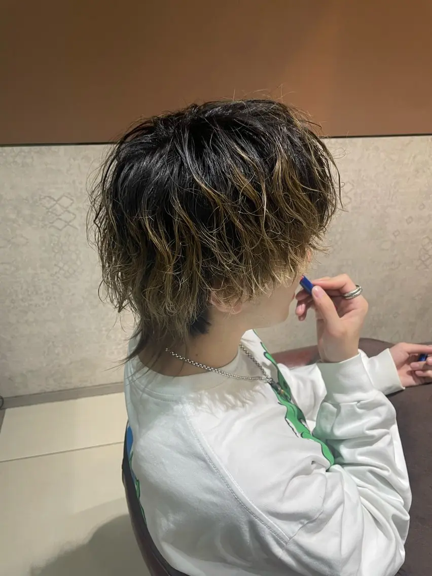 ミディアム パーマ メンズ カット パーマ 🔷メンズ推し🔷 遠藤暖大のヘアスタイル