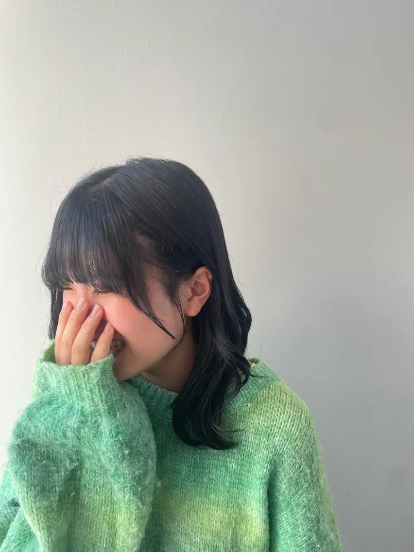 ミディアム ふわっと抜け感🫧 ブラウンベージュ🤎のヘアスタイル