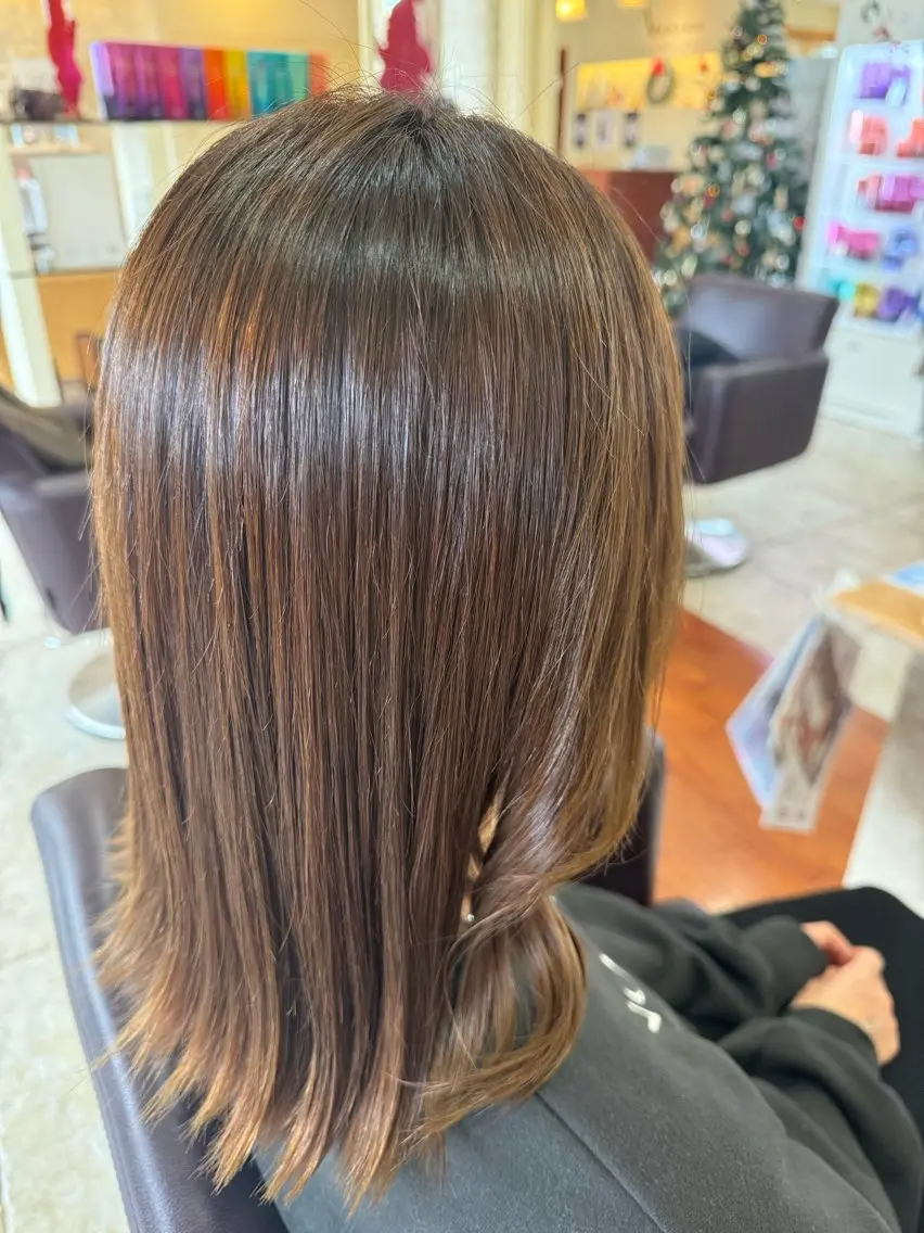 セミロング 端野七海 縮毛矯正のヘアスタイル