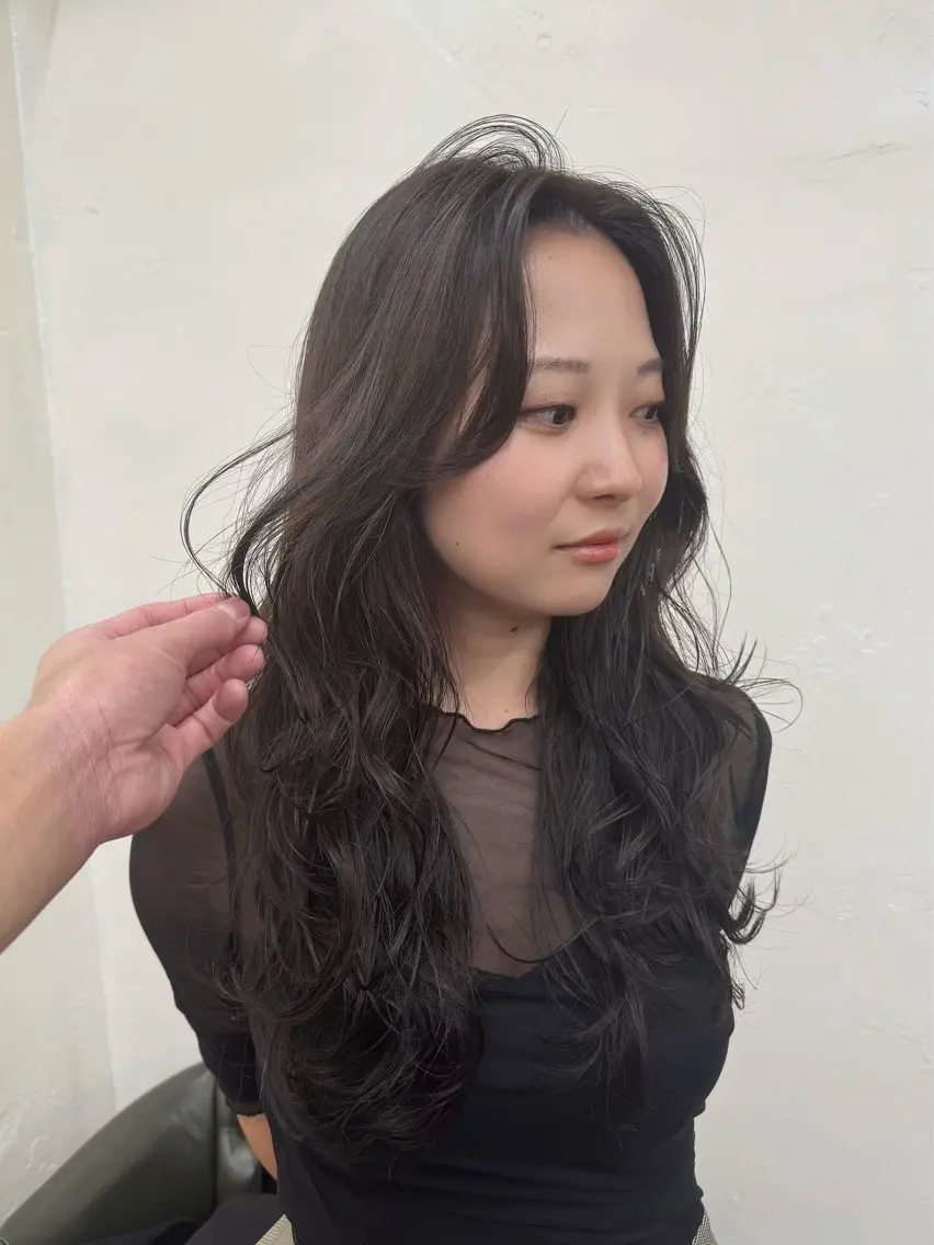 ロング パーマ カット パーマ ウルフ/レイヤー /髪質改善 ナユタのヘアスタイル