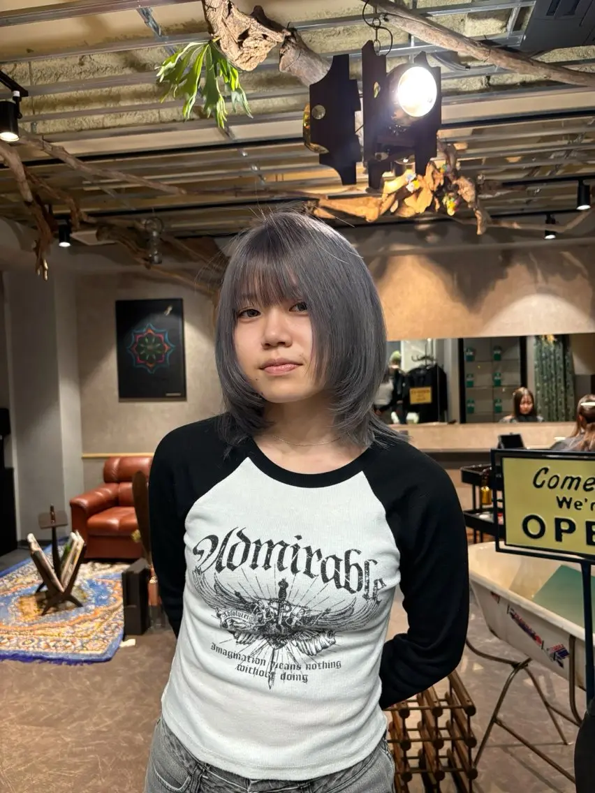 ミディアム カラー アディクシーカラー ベージュカラー ブリーチ ケアブリーチ 透明感カラー ravens代表 ヒロムのヘアスタイル