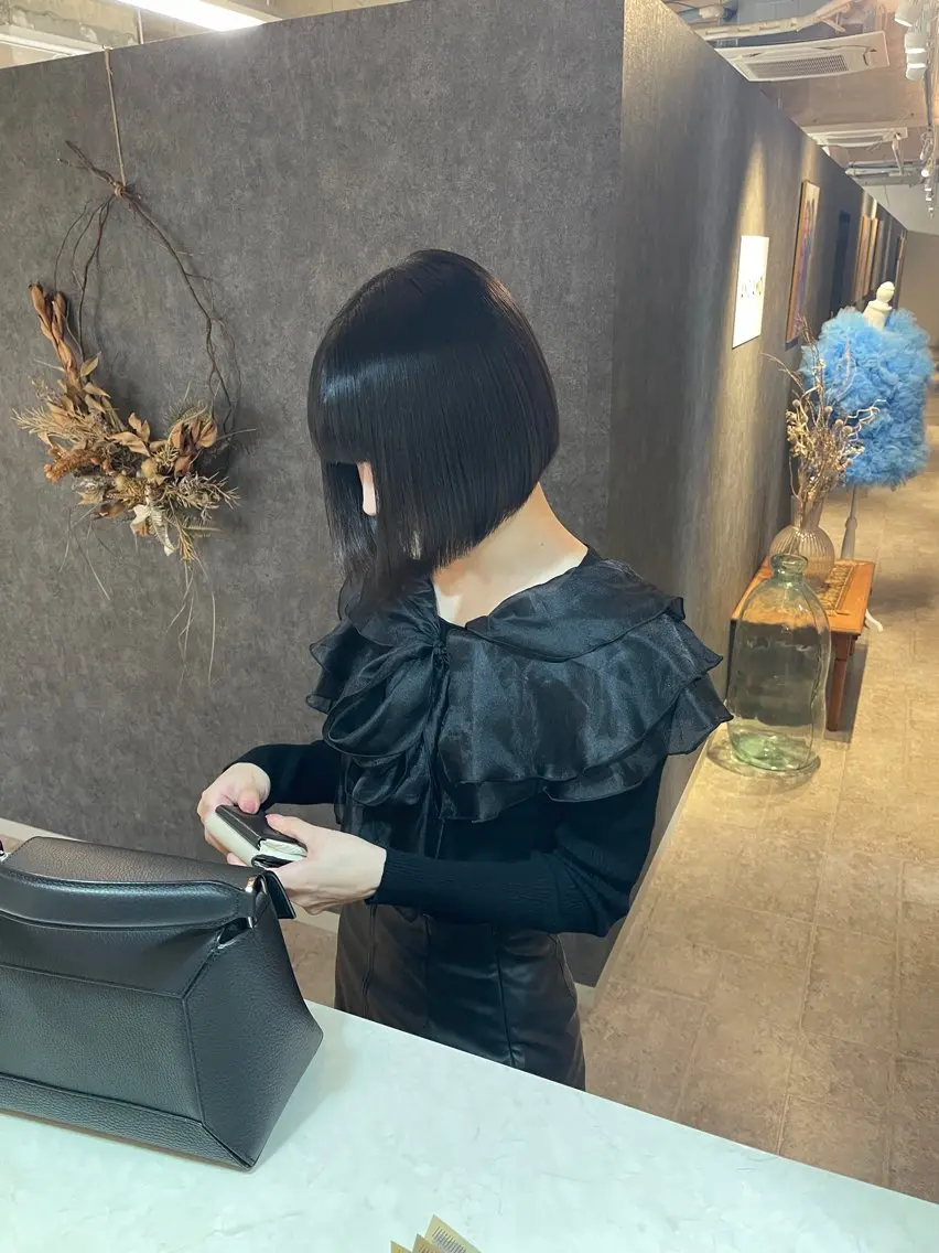 ショート カット ANDIAMO SAKAE🍁楓のヘアスタイル