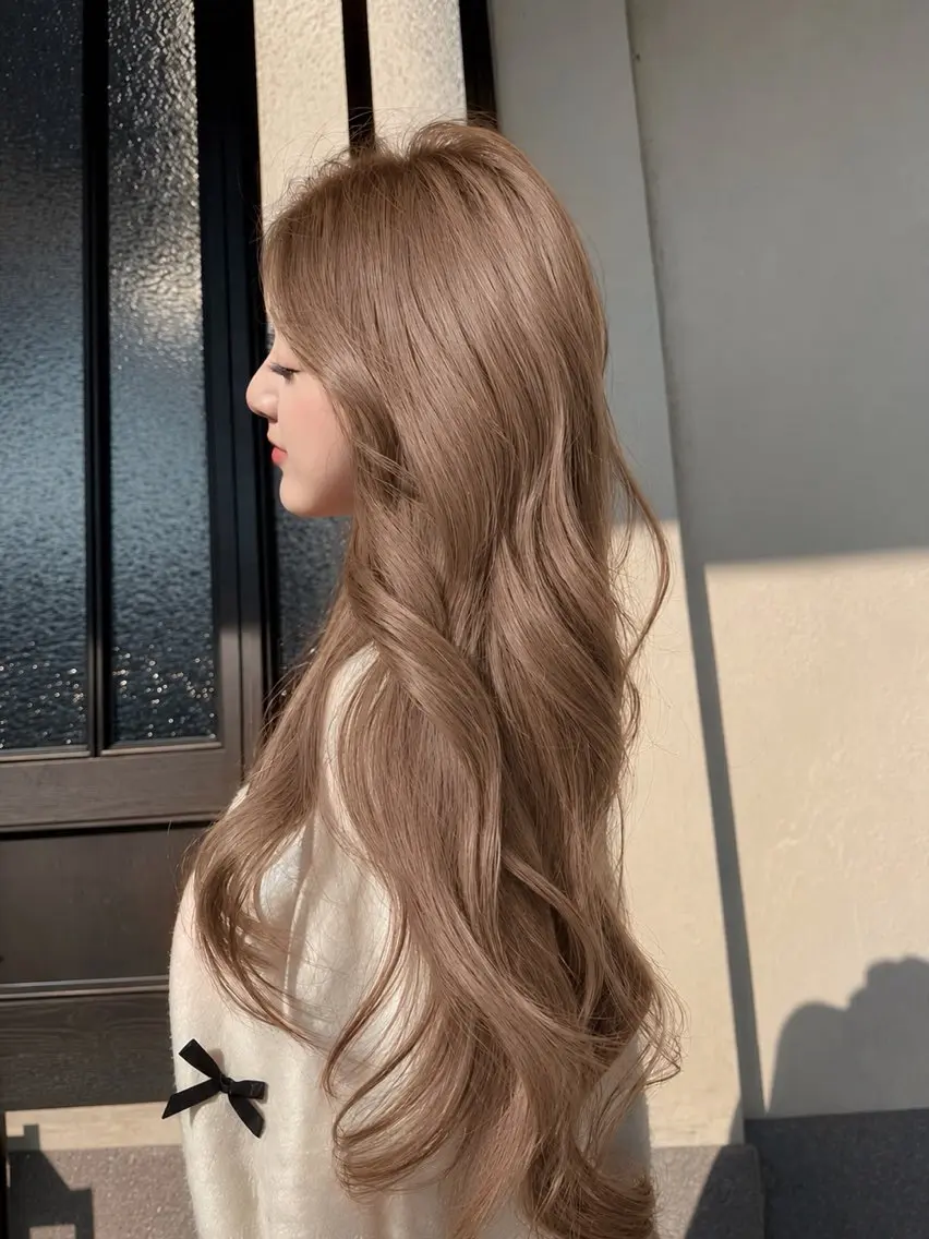 ロング カラー ヘアアレンジ ベージュカラー ミルクティーベージュ ヘアカラー トリートメント 透明感カラー🎀 Anju/渋谷🎀のヘアスタイル