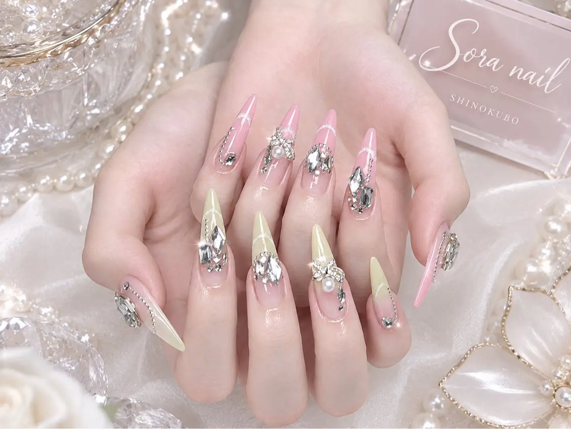 ネイル チークネイル 長さ出し フレンチネイル ジェルネイル ガーリー ハンドネイル Sora Nail Studioのネイルデザイン