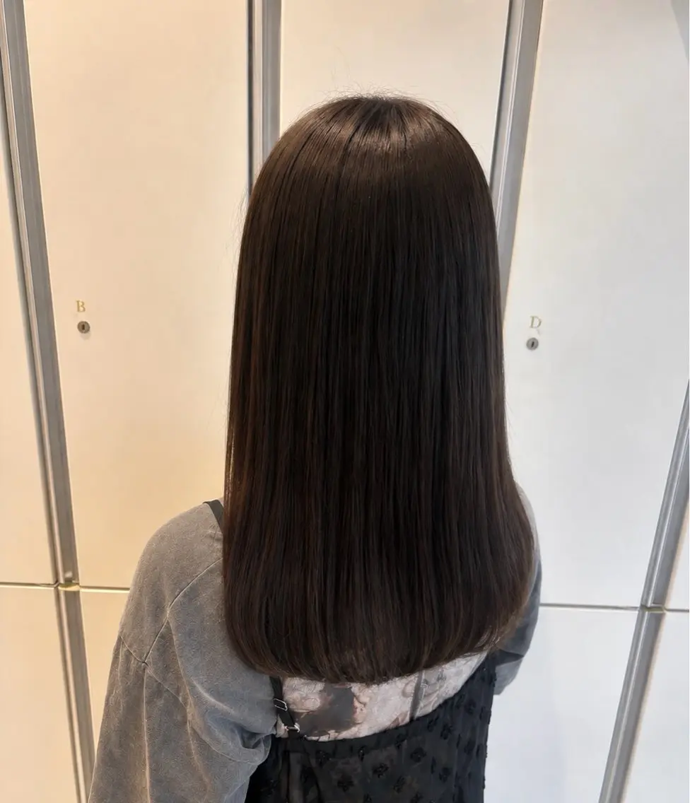 ミディアム トリートメント ヘアカラー トリートメント 🤍Yui 🤍のヘアスタイル