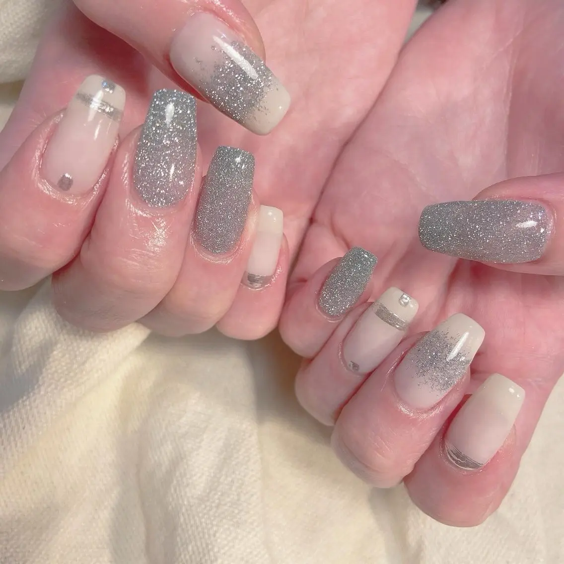 ネイル POPPY nail Yumiのネイルデザイン