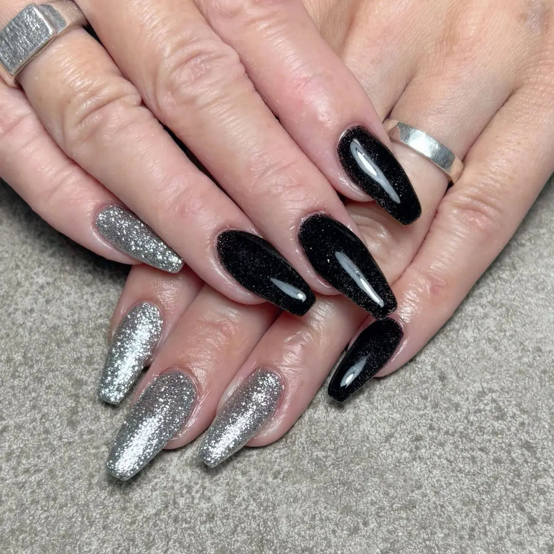 ネイル ハンドネイル nailroom DIASOMNIAのネイルデザイン