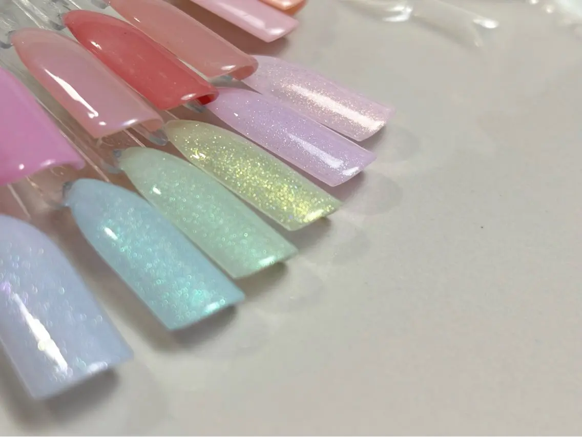 【チップスカルプ】チップ長さ出し10本+ワンカラー/ラメグラ✨の写真