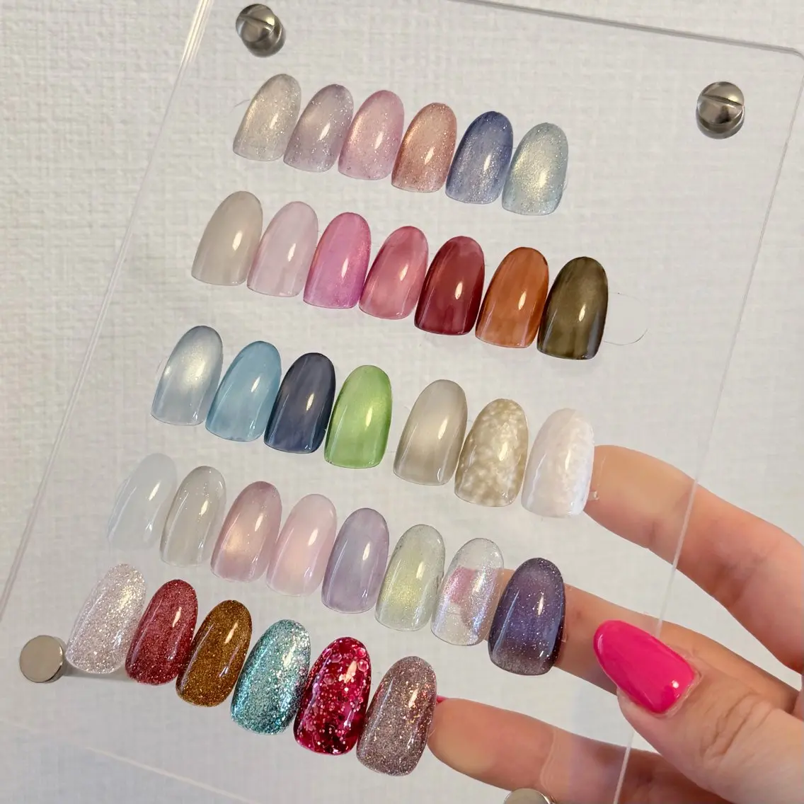 カラー ハンドネイル Kiki / art nailのネイルデザイン