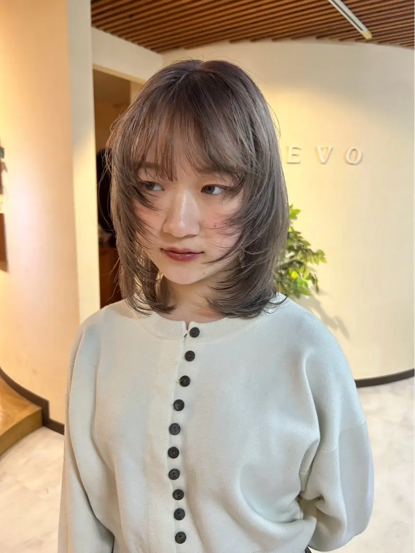 ミディアム 顔周りカット レイヤーカット カット 竹井俊介/ブリーチ /海外レイヤーのヘアスタイル