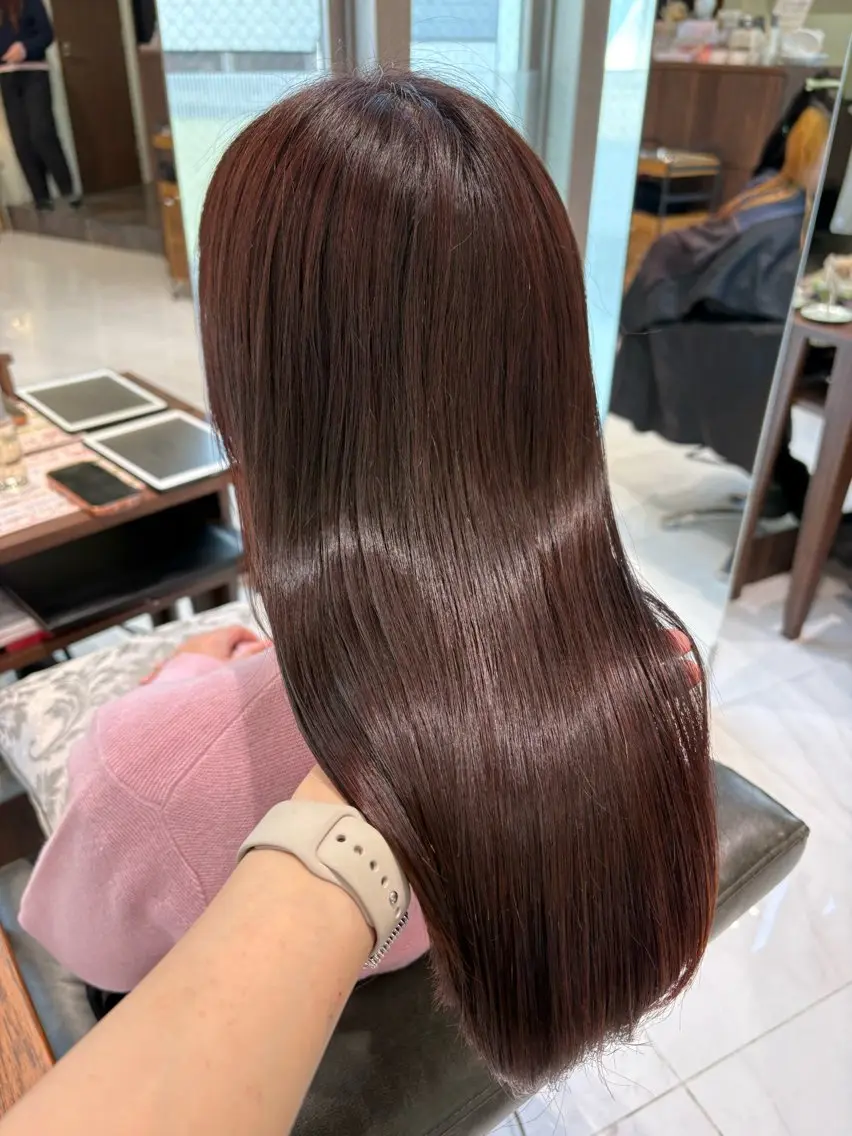 セミロング ヘアカラー トリートメント 艶カラー🩵中久保 舞優🩵のヘアスタイル