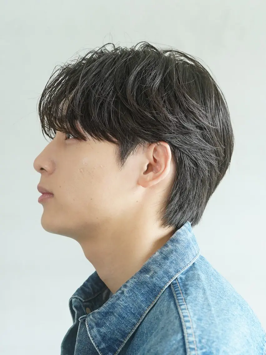 パーマ メンズ センターパート コンマヘア メンズ韓国風 メンズパーマ ニュアンスパーマ パーマ 小倉 康聖のヘアスタイル