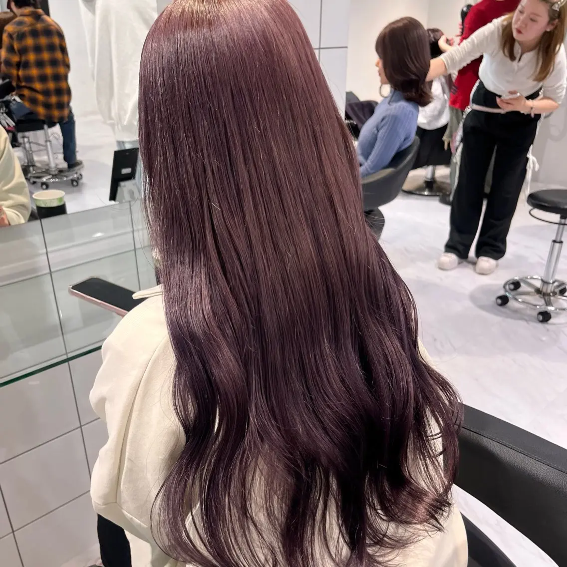 ロング カラー ヘアカラー トリートメント ヘッドスパ ヘアセット 🫧うる艶トレンド 🫧透明感カラーのヘアスタイル