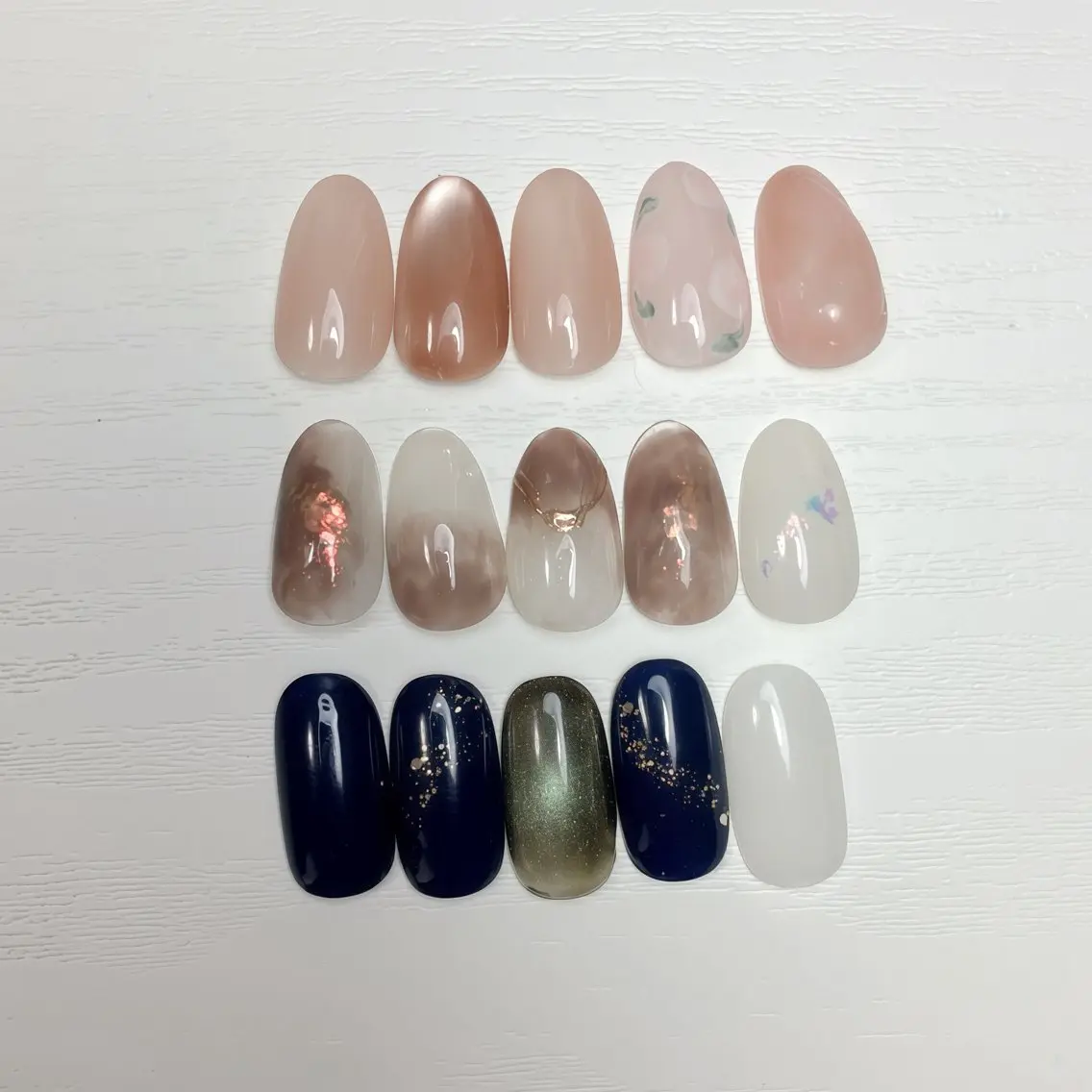ネイル フットネイル 氷ネイル・うるうるネイル マグネットネイル ニュアンスネイル シンプルネイル ハンドネイル nail salon anoneのネイルデザイン