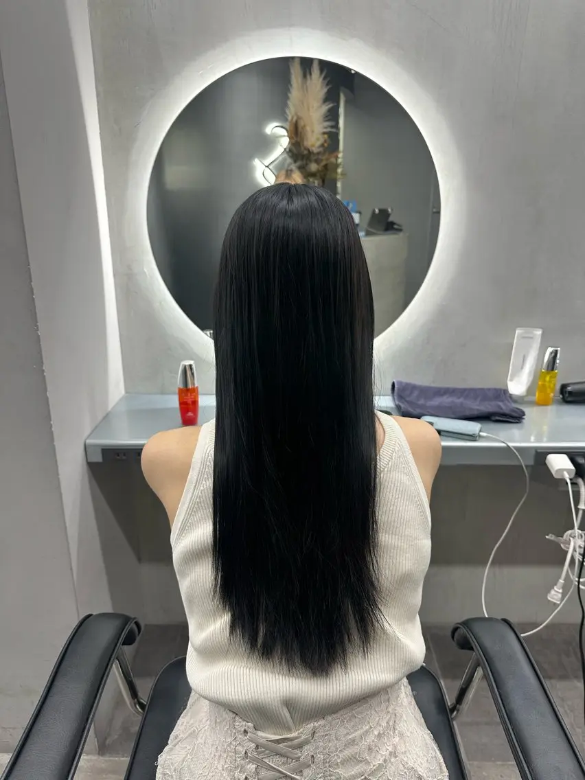 ロング カラー 透明感カラー グレージュ/あいのヘアスタイル