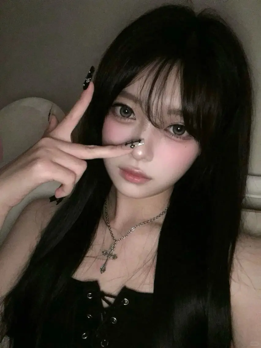 📣学生応援📣就活で黒髪にしたい人必見🖤黒髪ワンカラー🖤🩶の写真