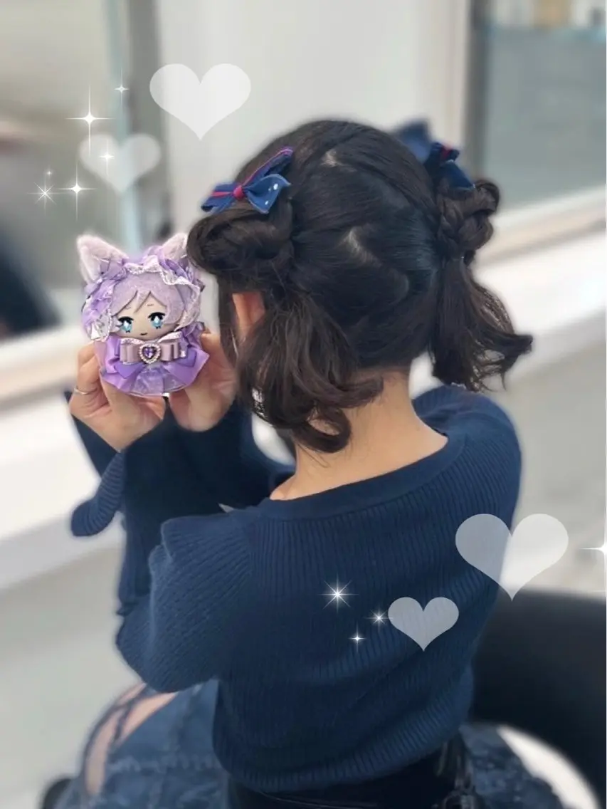 ヘアアレンジ ヘアセット ハイトーンカラー💞 くるみ🎀のヘアスタイル