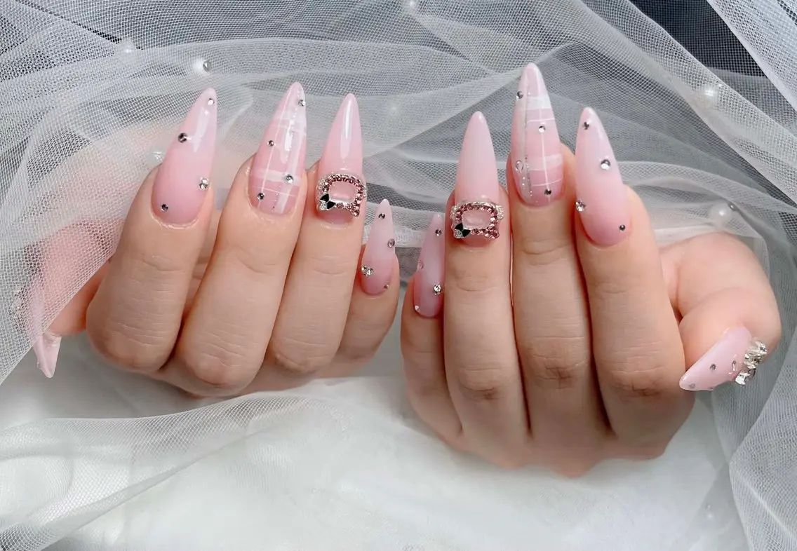 ネイル アートネイル 韓国ネイル 持ち込み ワンホンネイル ハンドネイル Lenie Nail Salonのネイルデザイン