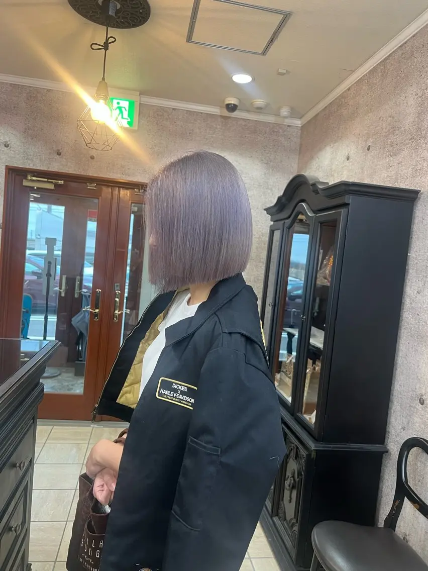 ショート カラー グレージュ ラベンダーカラー ラベンダーグレージュ ラベンダーグレー カット ヘアカラー トリートメント MAYU / Raf.のヘアスタイル