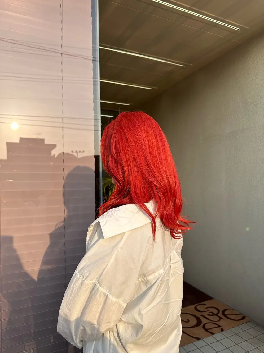 セミロング カラー 三浦 悠のヘアスタイル