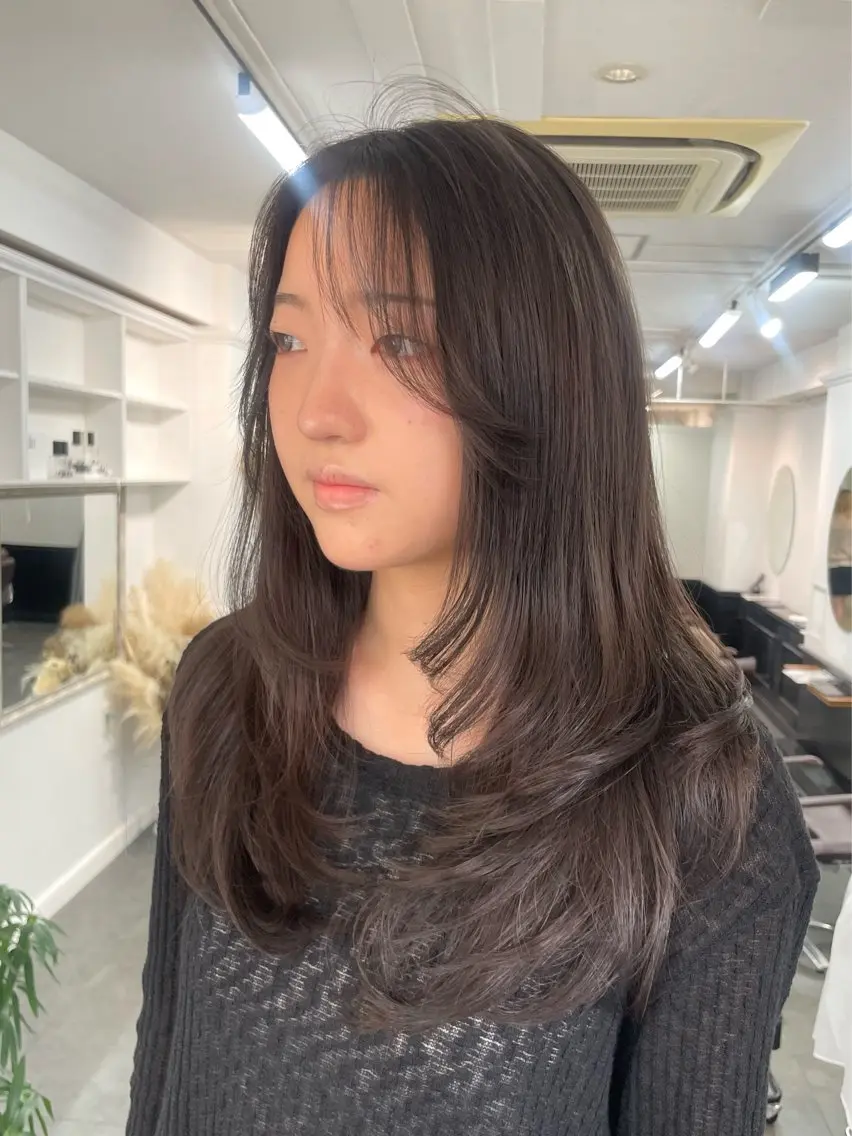 ミディアム カット 野町好花 レイヤー/髪質改善のヘアスタイル