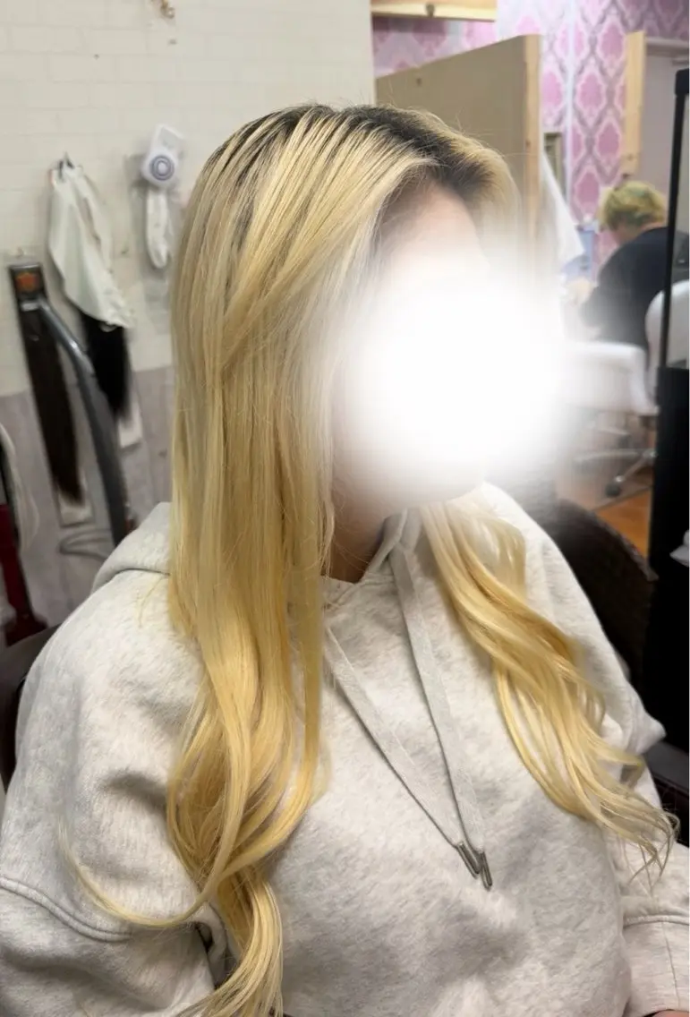 ロング エクステ 川本 葵のヘアスタイル