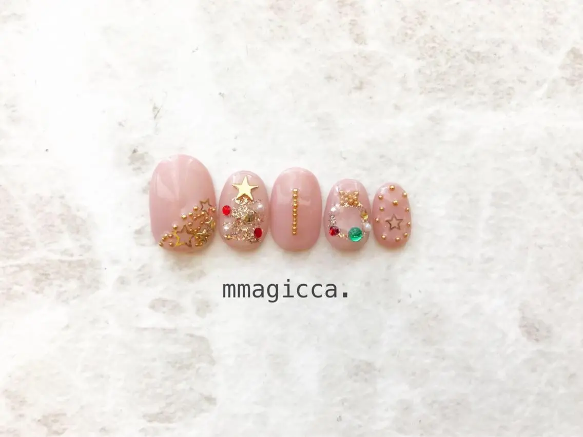 ネイル ジェルネイル 冬ネイル クリスマス mmagicca. 【 まじか. 】のネイルデザイン