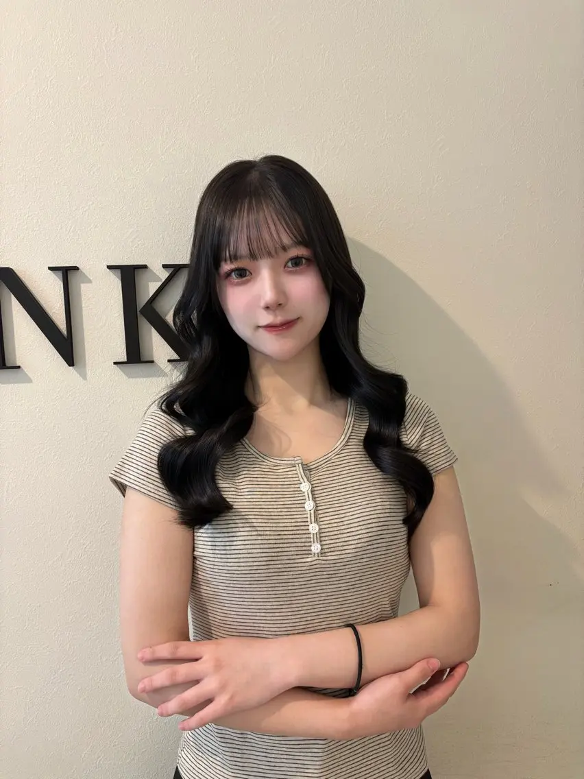 ロング くびれヘア 顔周りカット 髪質改善 ヨシンモリ 韓国風ヘア 🫧かいり🌷韓国 ❣️大阪🪽のマツエク・マツパデザイン