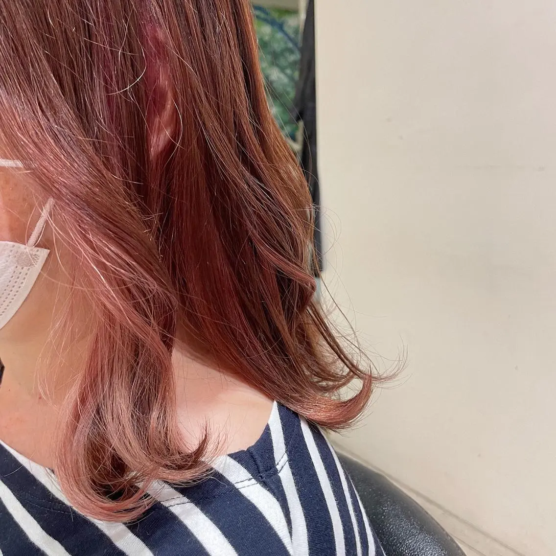 ミディアム カラー インナーカラー 松本 美涼のヘアスタイル