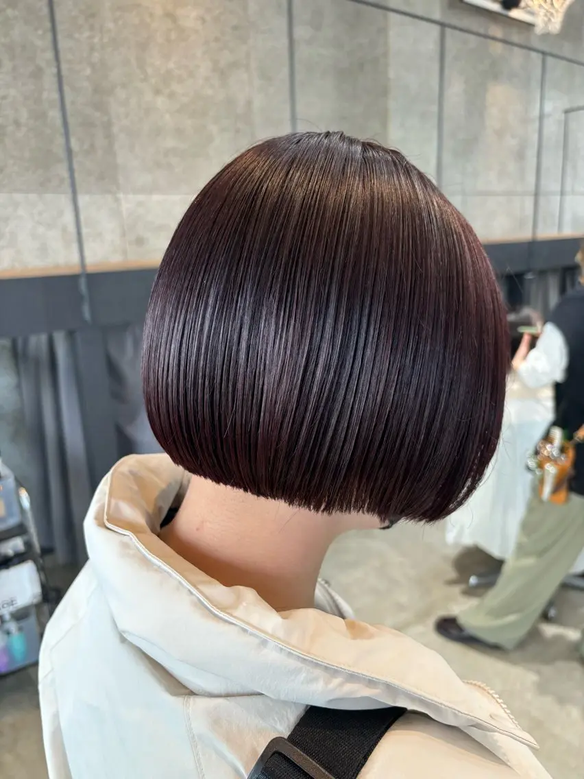 ショート カラー パーマ ヘアアレンジ ボブ カット ヘアカラー トリートメント ヘッドスパ ヘアセット 押切 響 のヘアスタイル