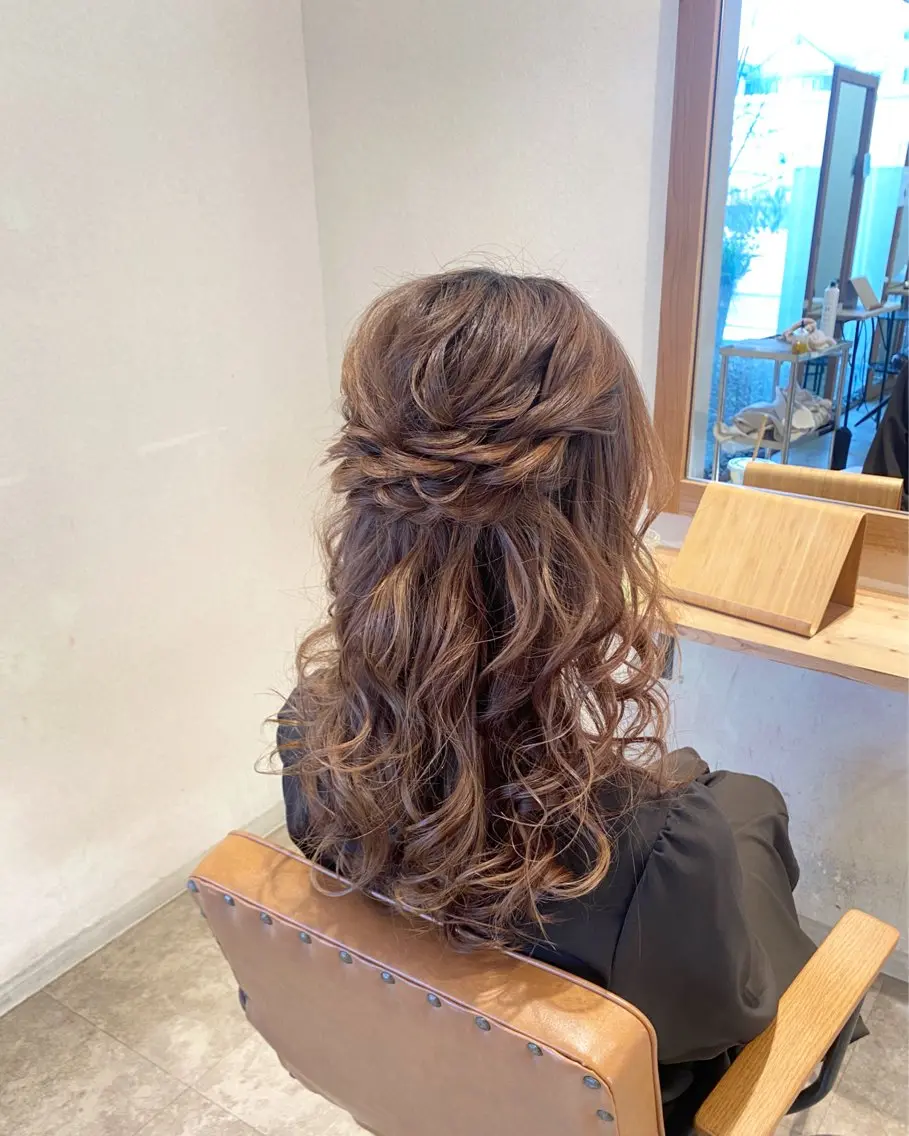 ヘアアレンジ ヘアセット 酸性ストレート/ブリ ーチなしWカラー河本のヘアスタイル