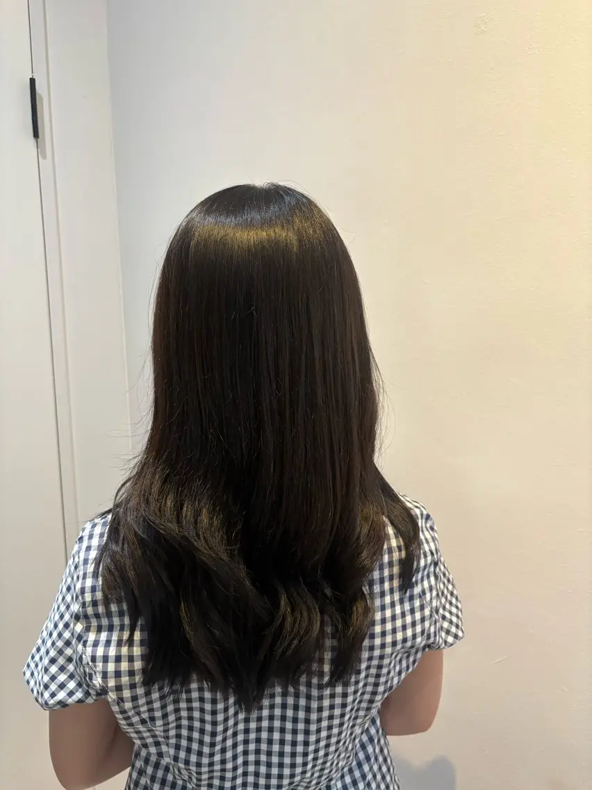 ロング カラー 吉井 愛陽のヘアスタイル