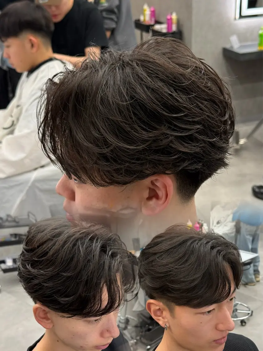 ショート カラー パーマ メンズ フェザーパーマ メンズパーマ カット パーマ メンズ縮毛矯正/ パーマ👑YUTAのヘアスタイル