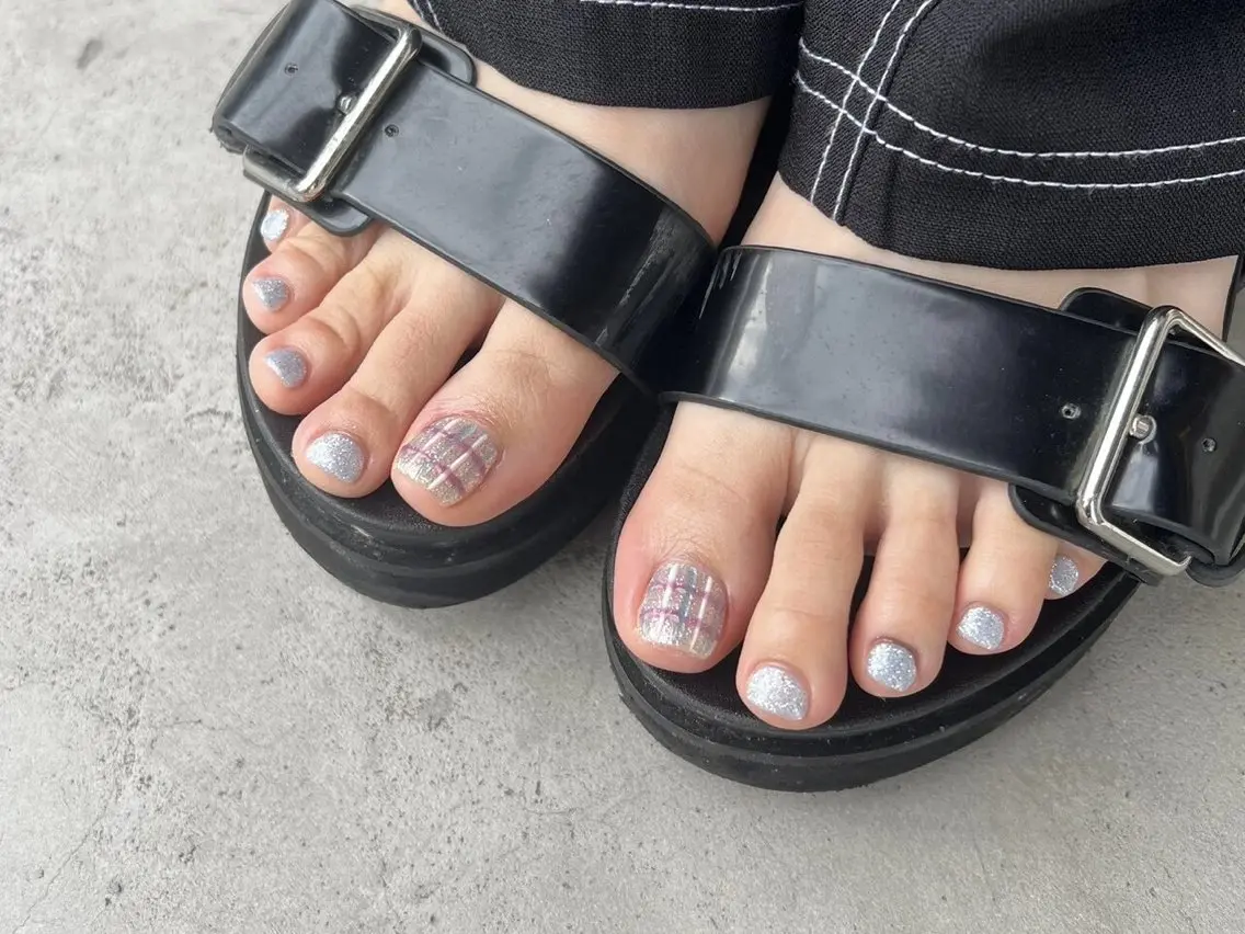 ネイル フットネイル 宮田 えりのネイルデザイン