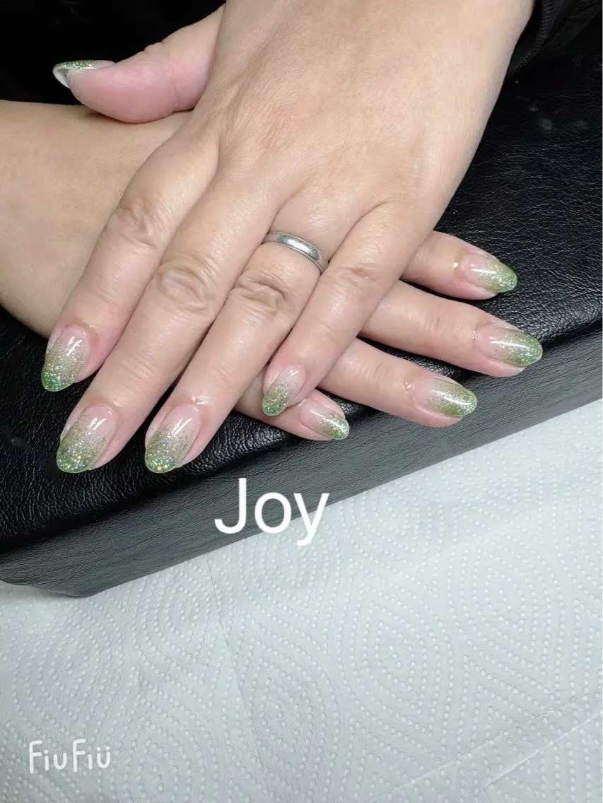 ネイル ジェルネイル グラデーション ラメ(グリッター) ラメグラデーション シンプルネイル Nail Salon JOYのネイルデザイン